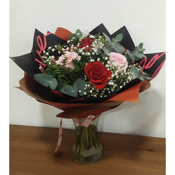 Ramo de 7 rosas combinado - Imagen 2