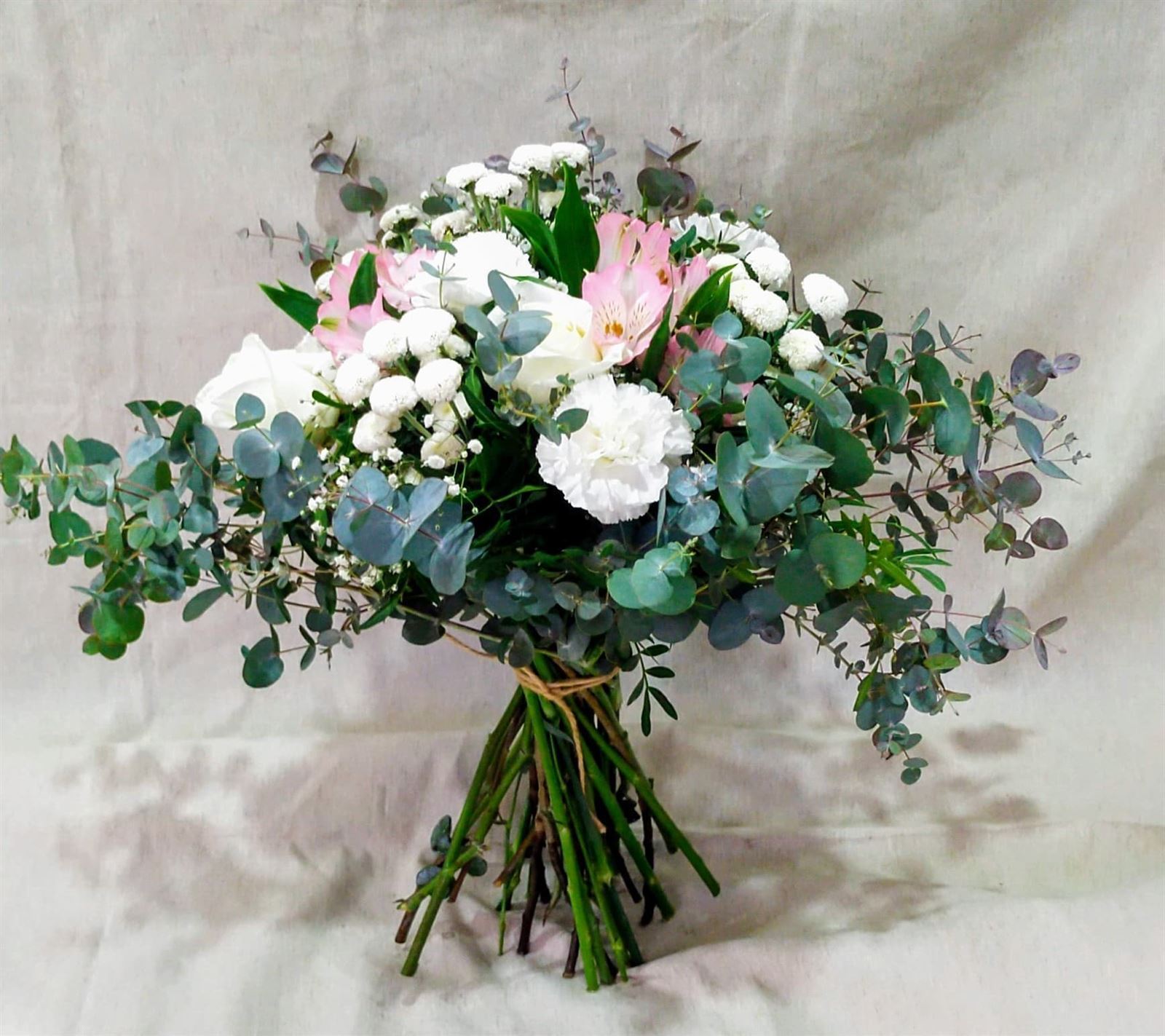 Ramo variado blanco - Imagen 2
