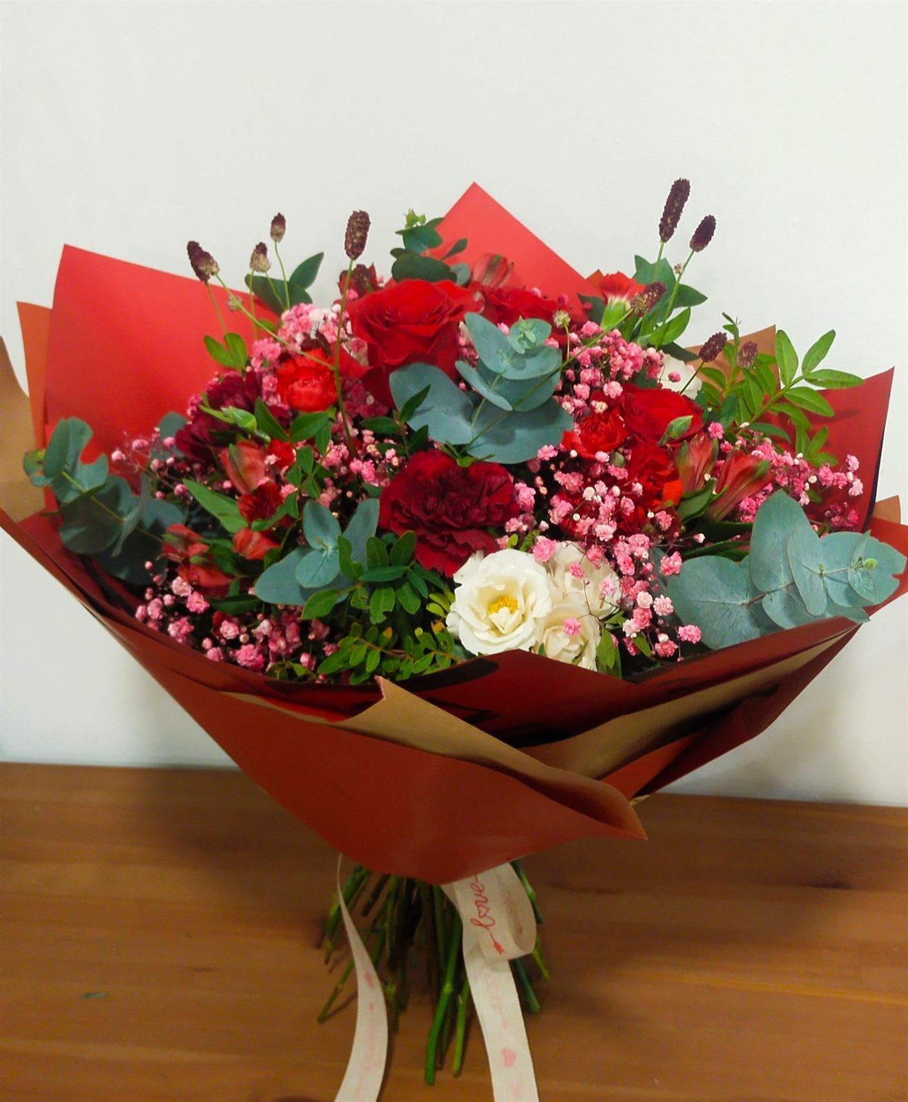 Ramo variado rojo - Imagen 1